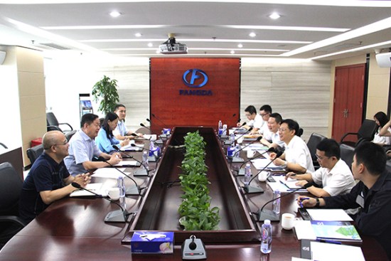 深圳市南山區(qū)供電局黨委書記、局長李小明一行到方大集團調(diào)研