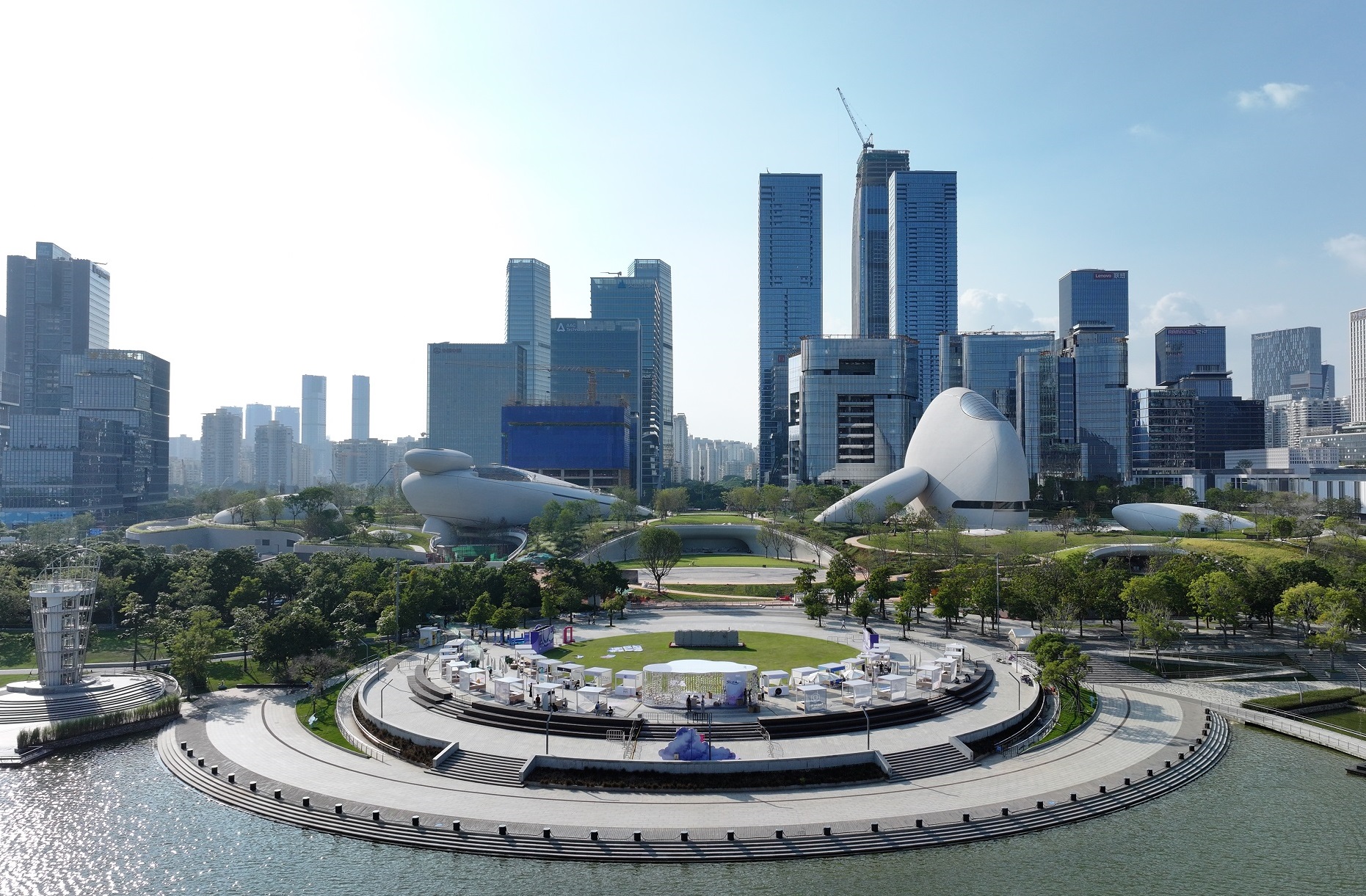 方大幕墻項目亮相深圳衛視！解密如何匠心編織“海上原石”